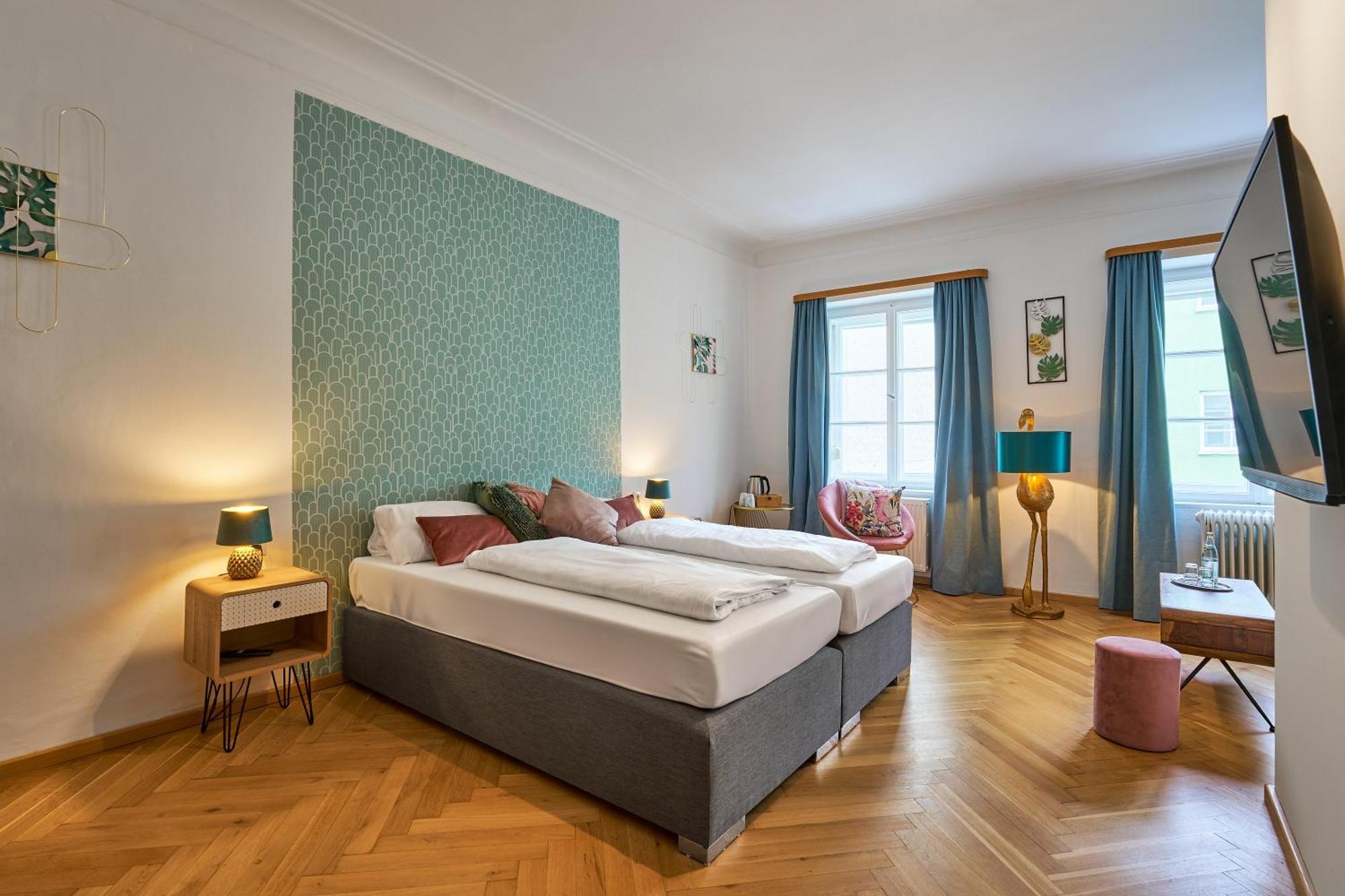 Hotel Zur Krone Neuötting Buitenkant foto