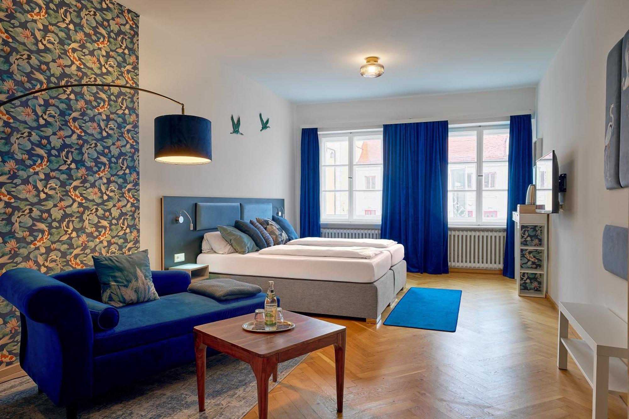 Hotel Zur Krone Neuötting Buitenkant foto